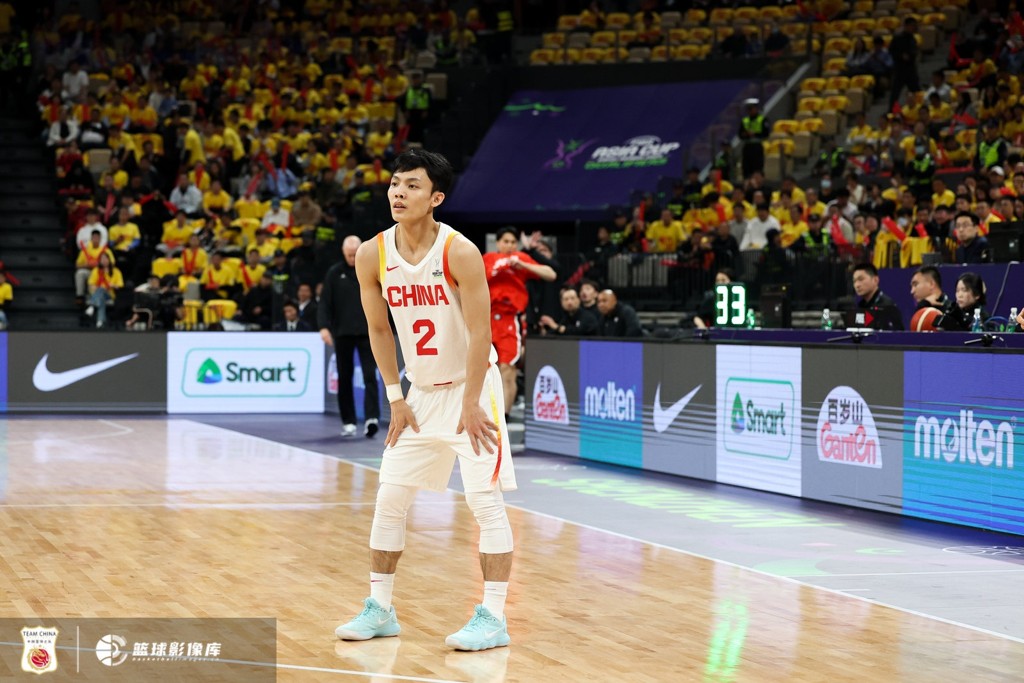 媒体人：可以放心带余嘉豪&王俊杰去亚洲杯 徐杰连续缺阵是伤了吗